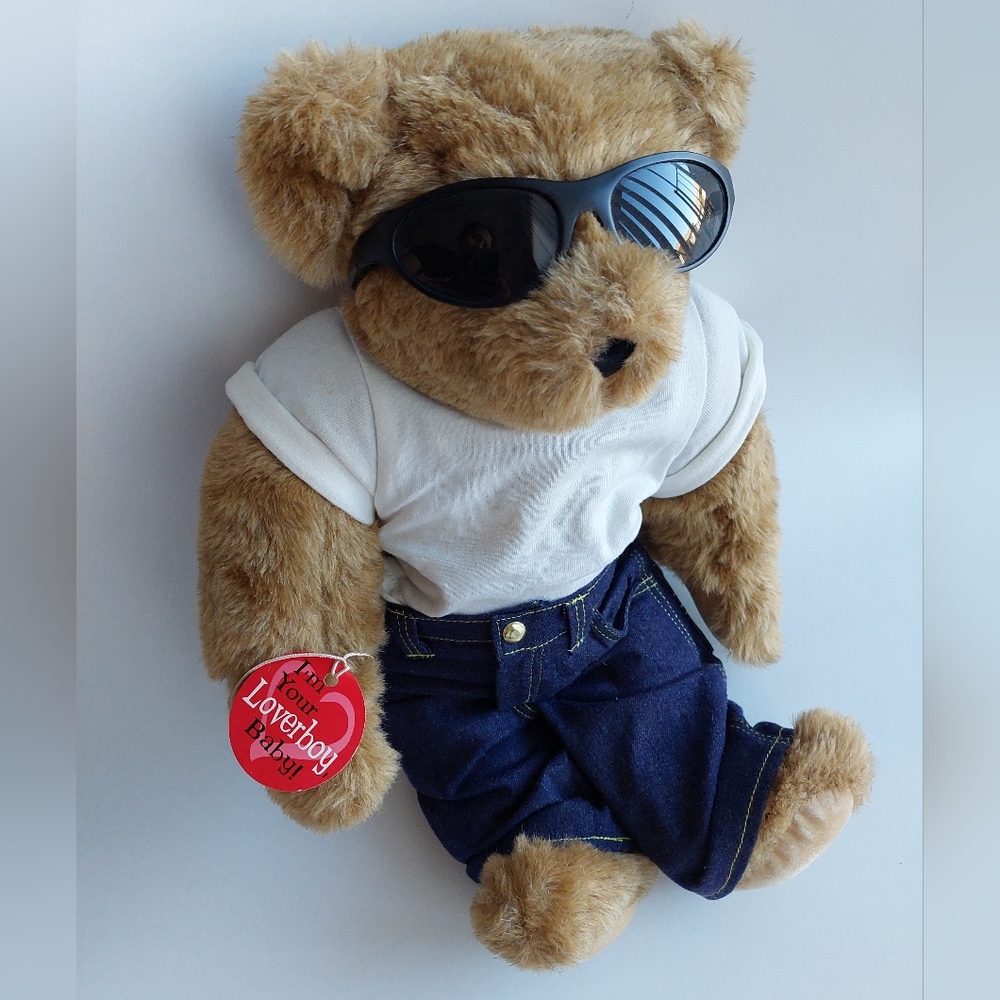 Vermont Teddy Bear Cool Guy Heart On Sleeve 16"
